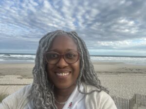 Midlife reinvention takes courage and self-trust. Renee White's story is full of that including caregiving for two parents with dementia.